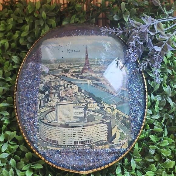 Vintage Domed Eiffel Tower Paris Postcard Wall Decor Coquette - Picture 1 of 8